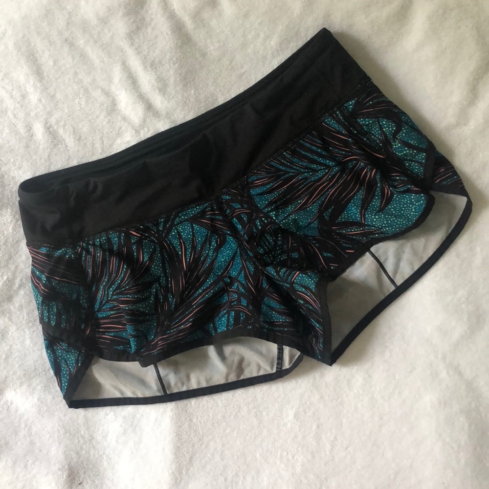 Lululemon speed short size 8
